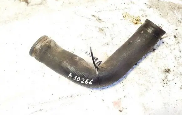 Mercedes-Benz Vito Viano W639 Engine coolant pipe/hose