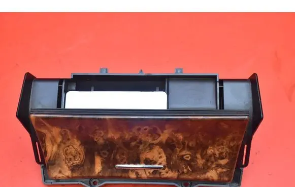 Jaguar XJ X350 Glove box 2W93-8104822-A