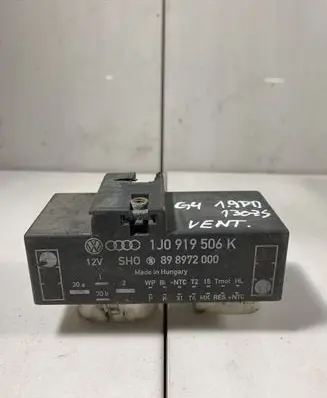 Volkswagen Golf IV Coolant fan relay 1J0919506K