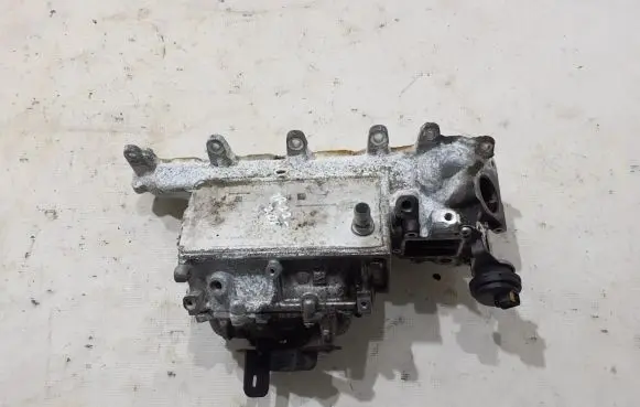 Renault Trafic III (X82) Intake manifold 140013553R