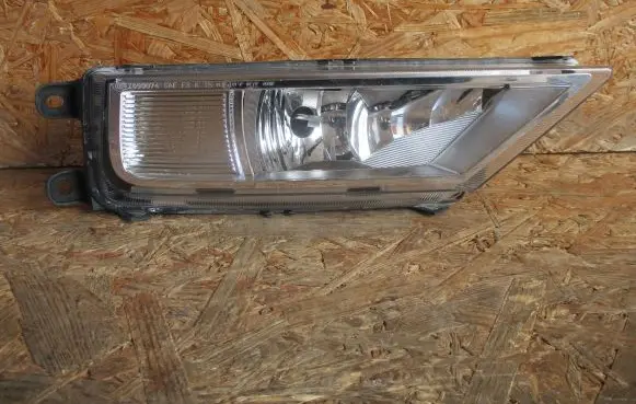 Volkswagen Tiguan Front fog light 5NA941700A