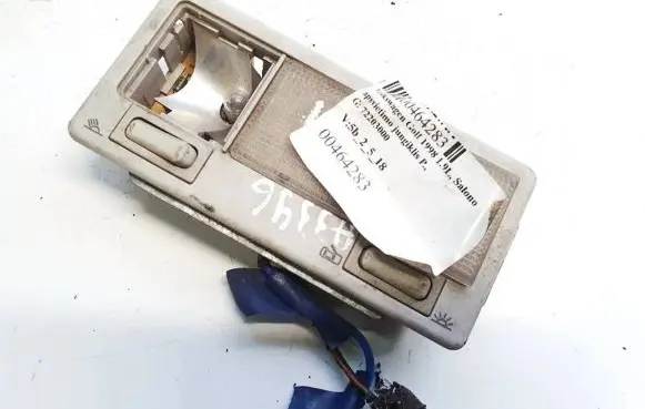 Volkswagen Golf III Front seat light 72203000 722030-00 72203000722030-00