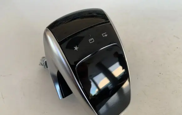 Mercedes-Benz C W205 Head unit multimedia control A2059008018