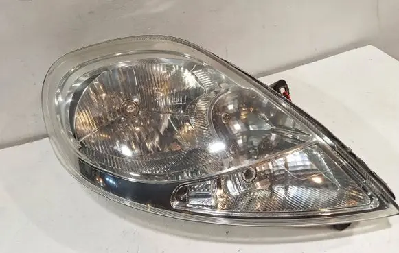 Opel Vivaro Headlight/headlamp 93859830
