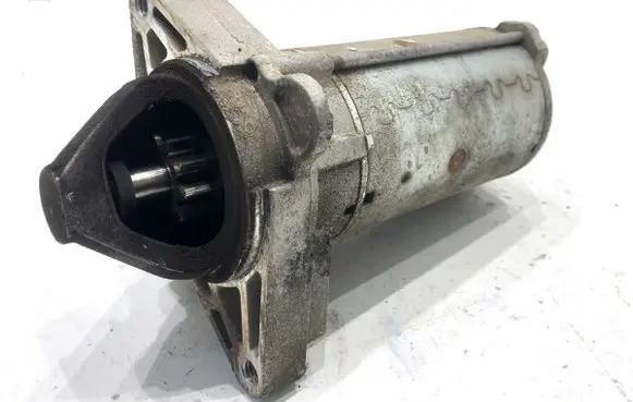 Renault Koleos I Starter motor 233000157R