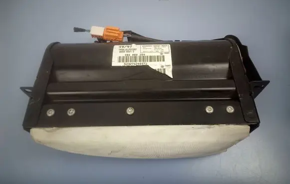 Volkswagen PASSAT B5 Passenger airbag 3B0880204 0059531C