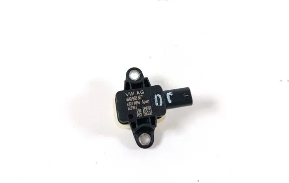 Audi A6 S6 C7 4G Airbag deployment crash/impact sensor 4H0955557