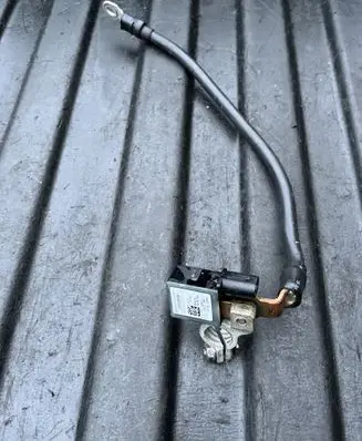 Positive cable (battery)