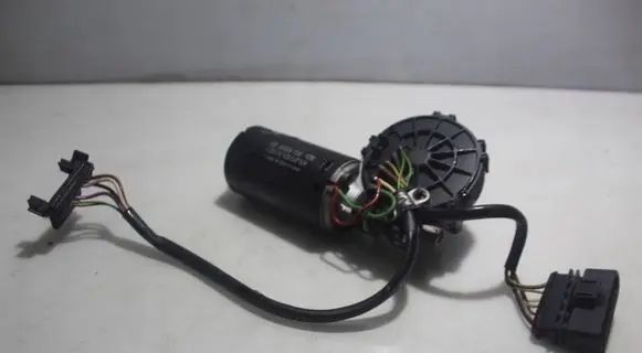 Ford Galaxy Wiper motor 0390241430