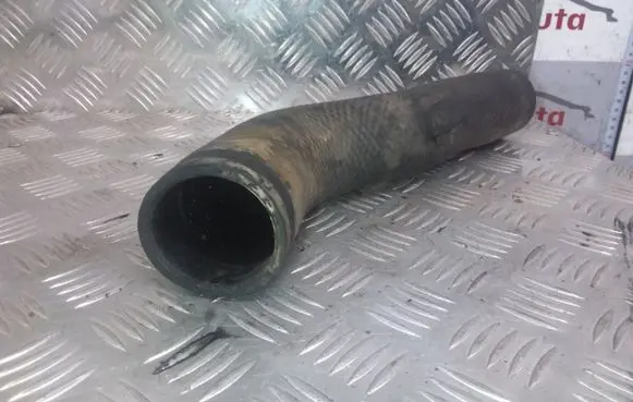 Toyota Avensis T220 Intercooler hose/pipe 010710