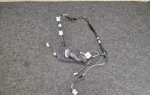 Toyota Hilux VIII Rear door wiring loom 