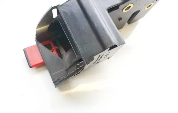 Skoda Octavia Mk2 (1Z) Seat back rest lock catch 1k0885681e