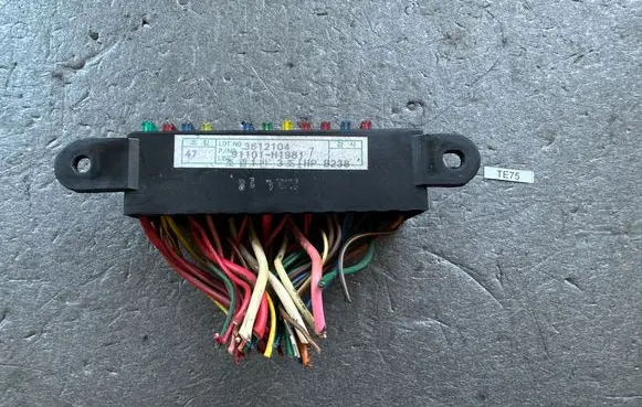 Hyundai Terracan Fuse module 91101H1981