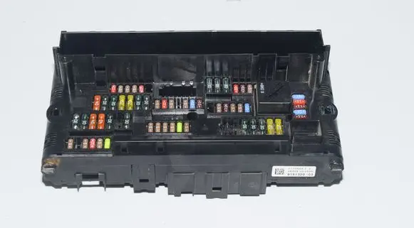BMW 7 F01 F02 F03 F04 Fuse module 9151320