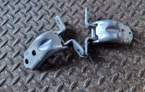 KIA Sportage Front door hinge set 