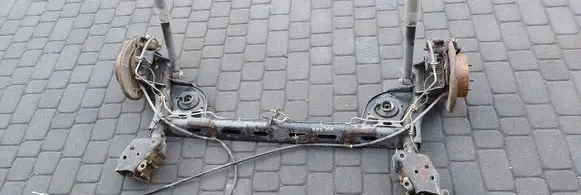 Nissan Pulsar Rear axle beam 