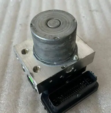 Audi A6 S6 C8 4K ABS Pump 4K0614517AD