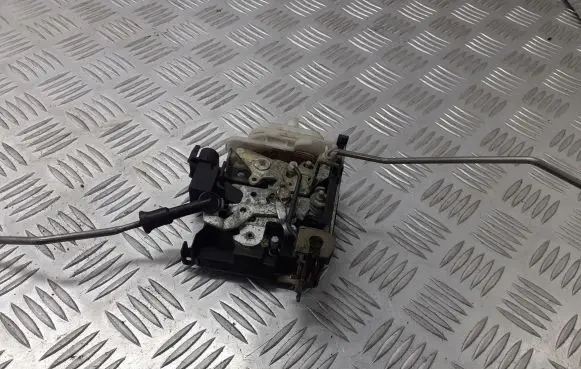 Audi A3 S3 8L Front door lock 8L1837015