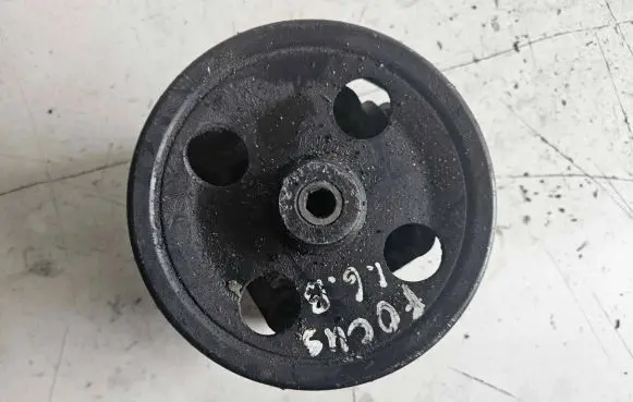 Ford Focus Power steering pump