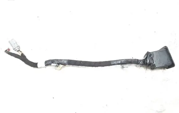 Fiat Freemont AUX in-socket connector 68068292AA 201210181A 1385058X