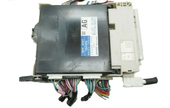 Lexus CT 200H Other control units/modules 8922176040