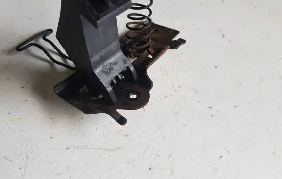 Opel Movano B Engine bonnet/hood lock/latch loop/hook 
