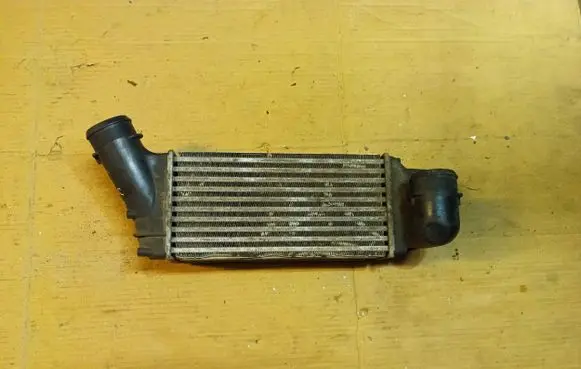 Citroen C4 Grand Picasso Intercooler radiator 9656525880