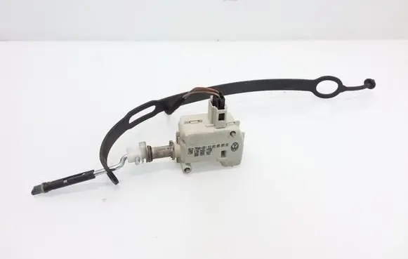 Fuel tank cap lock motor