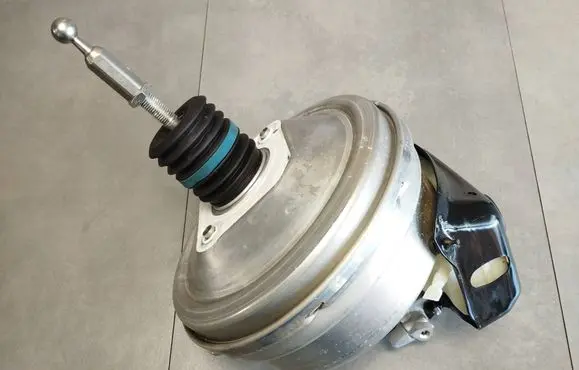 Audi A7 S7 4G Brake booster 4G1612103H