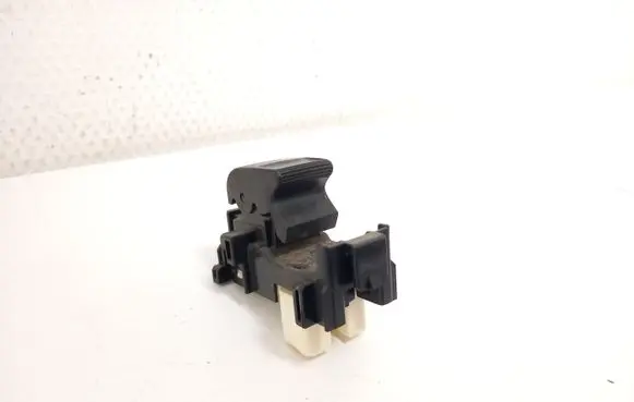 Toyota Auris 150 Electric window control switch 1928294