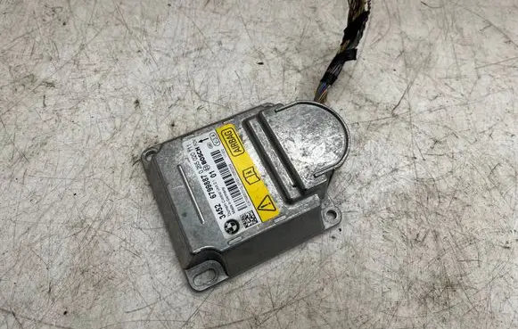 BMW 5 F10 F11 Airbag control unit/module 6799887 0265020111