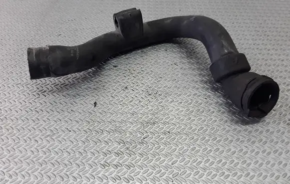 Volkswagen PASSAT B5 Engine coolant pipe/hose 8D0121101AD