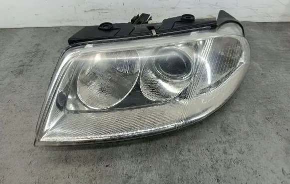 Volkswagen PASSAT B5.5 Headlight/headlamp 3411109L