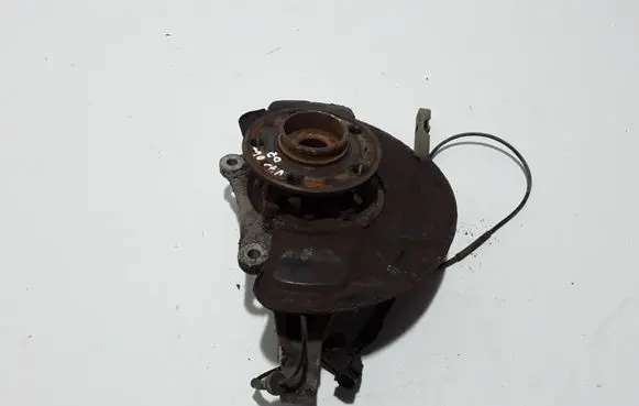 Volvo V70 Front wheel hub 30760715