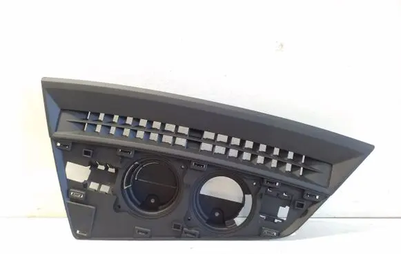 Audi A1 Dashboard air vent grill cover trim 82C819635B