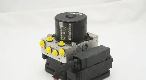 Volkswagen Golf V ABS Pump 1K0614517BD 1K0907379AD