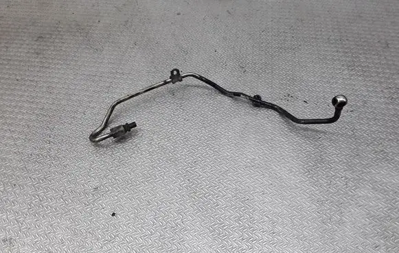 Skoda Yeti (5L) Turbo turbocharger oiling pipe/hose