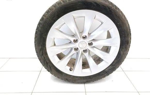 Tesla Model S R14 forged rim 1039337-00-A