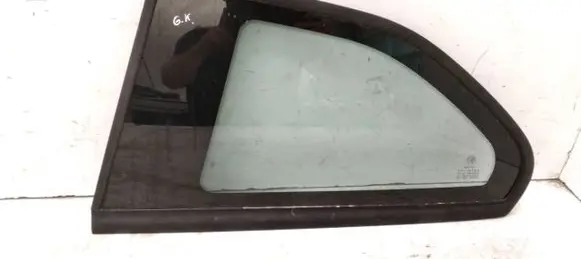 Alfa Romeo GT Rear side window AS2M25DOT24 43R00049