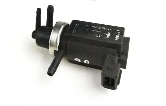 Volkswagen PASSAT B5 Turbo solenoid valve 8d0906627 72190332