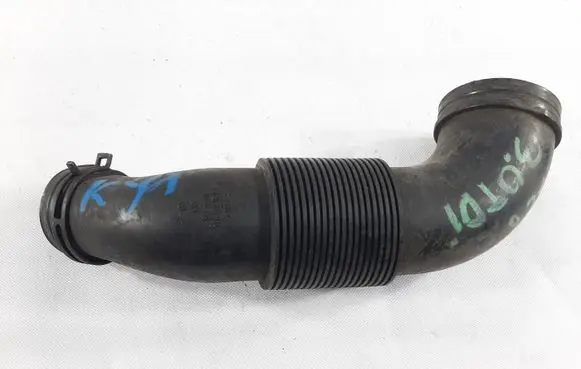 Audi Q7 4L Air intake hose/pipe 7L6129627F