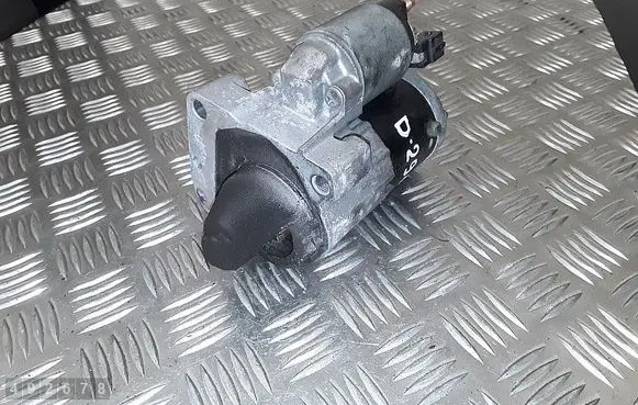 Peugeot 207 CC Starter motor v764559480 m000t32272