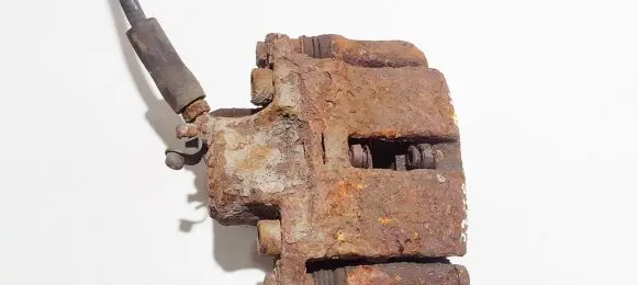 Renault Clio II Front brake caliper