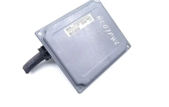 Ford Focus Engine control unit/module 7M5112A650AGA S118934203A