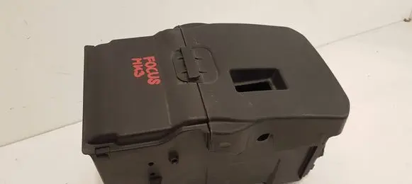 Ford Focus Battery box tray 