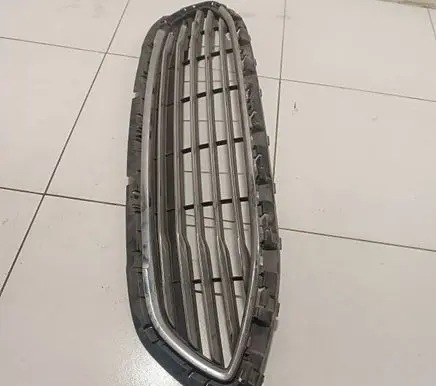 Ford Fiesta Front bumper upper radiator grill H1BB8200B