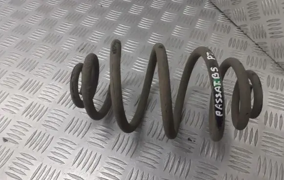 Volkswagen PASSAT B5 Rear coil spring
