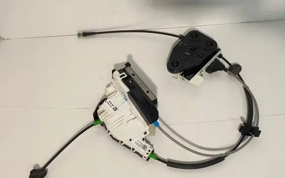 Tesla Model X Front door lock 1126199-00-B