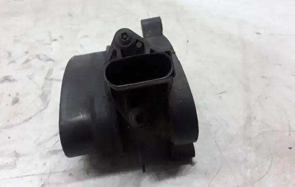 BMW 5 E39 Mass air flow meter 0928400468