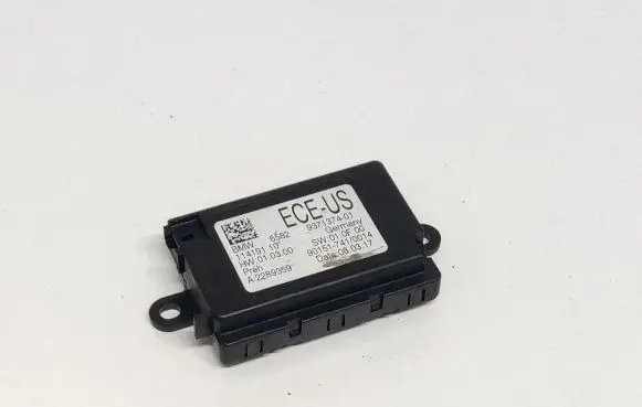 BMW 4 F32 F33 Aerial antenna amplifier 9371374